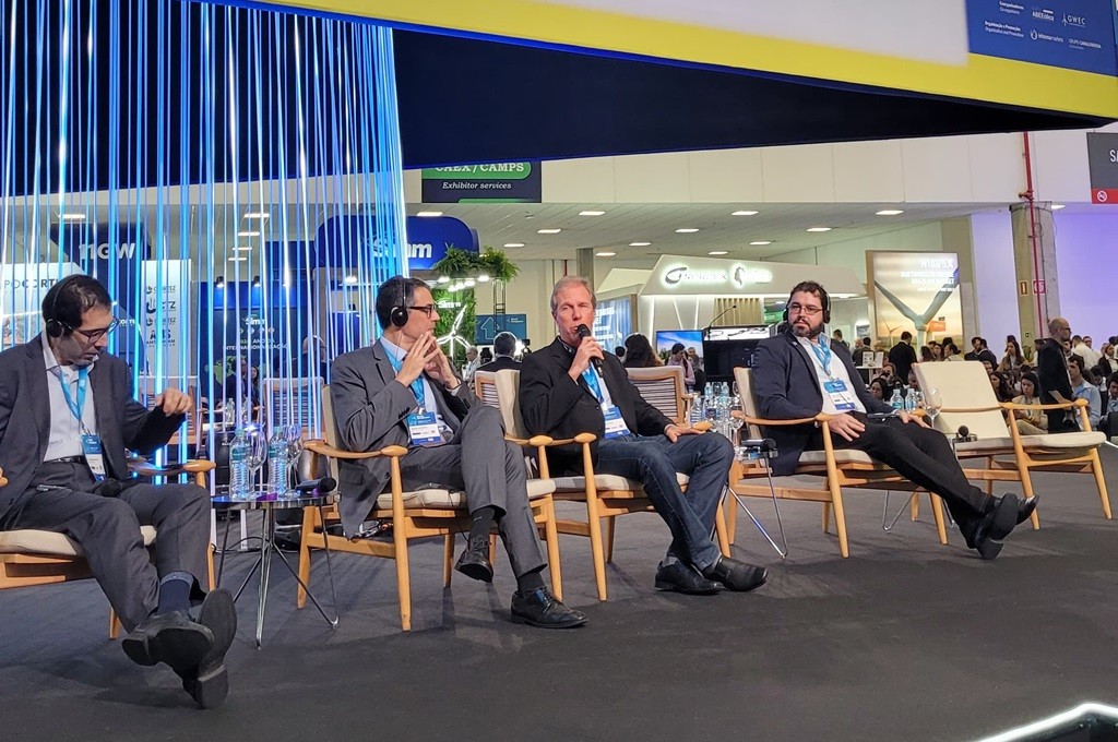 Portos RS discute expansão da capacidade portuária para o desenvolvimento offshore 