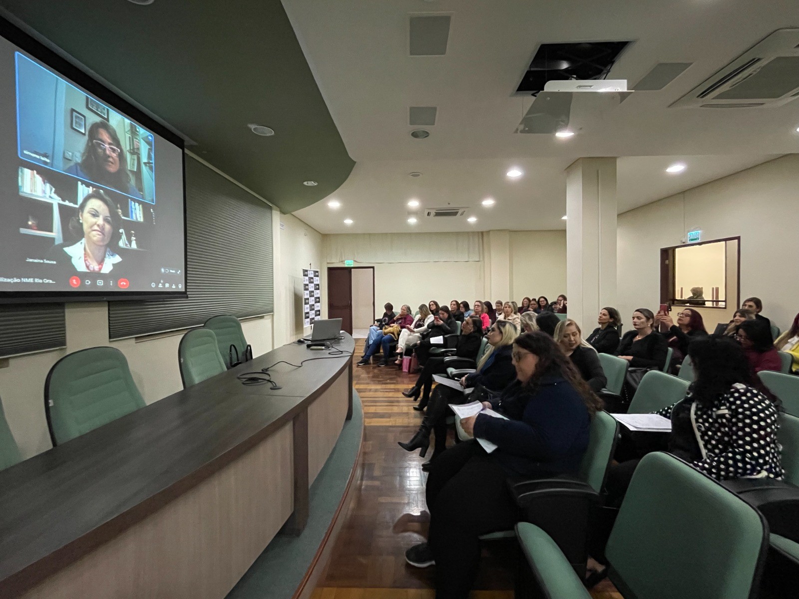Empresárias podem participar de Sensibilização do Núcleo da Mulher Empreendedora