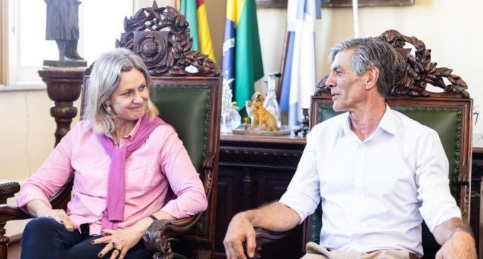 Transição de governo em Pelotas começa com reunião entre Paula Mascarenhas (PSDB) e Marroni (PT)