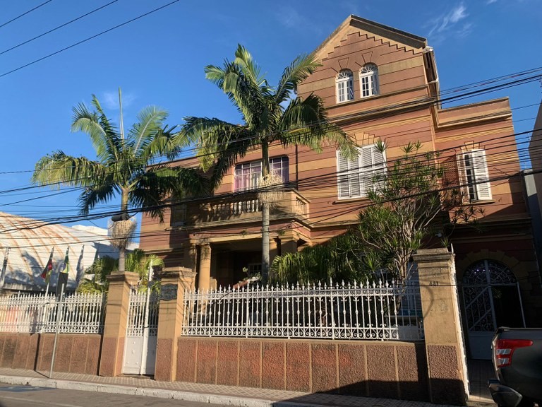 Câmara Municipal concede voto de louvor para representantes do basquete rio-grandino