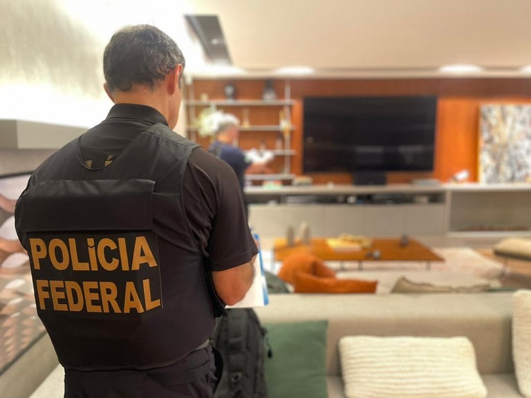 PF e Receita Federal desarticulam esquema criminoso envolvendo servidores públicos em Pelotas e outras cidades