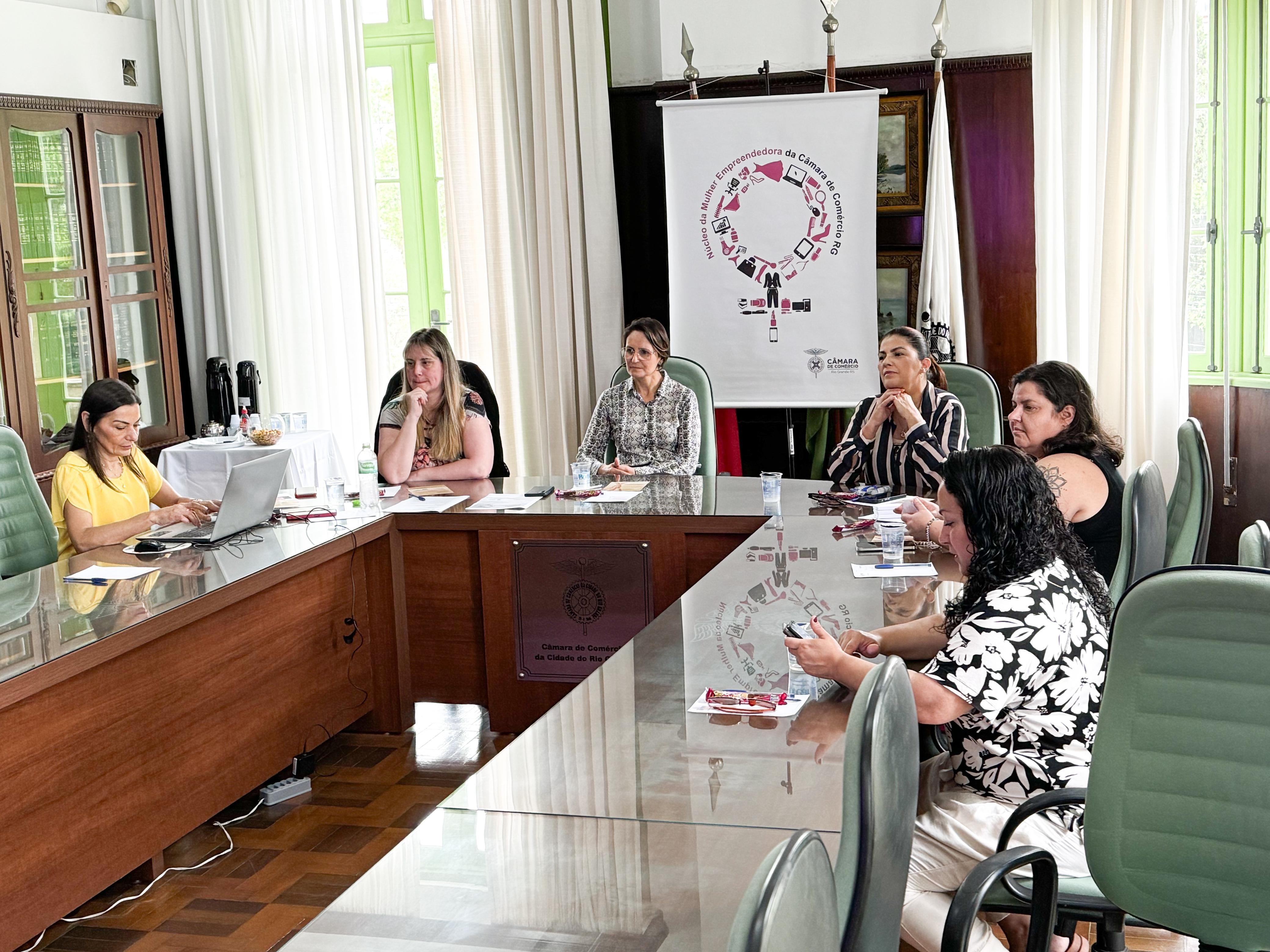 Núcleo da Mulher Empreendedora realiza a primeira reunião de novembro