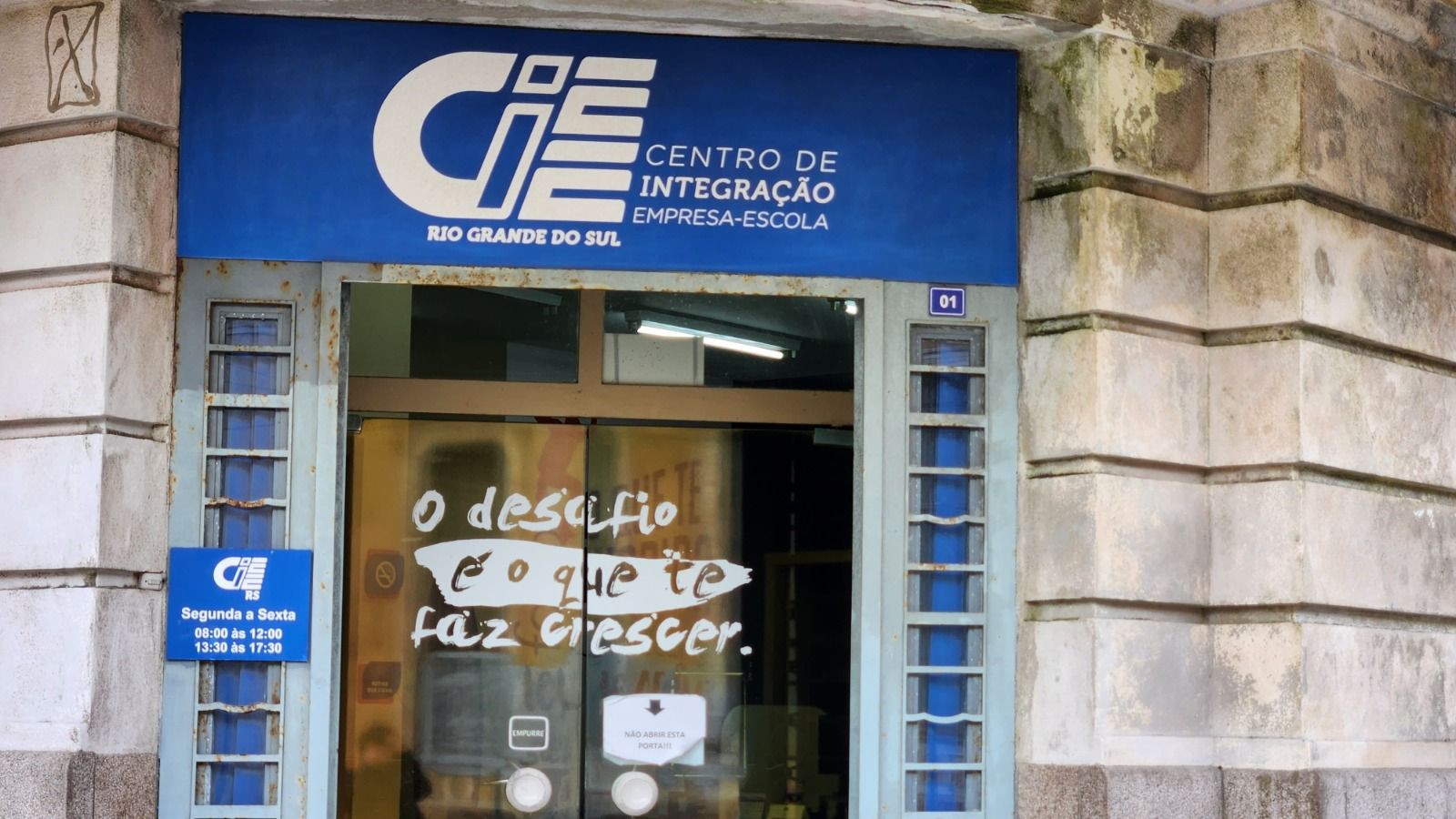 Selecionados do programa Partiu Futuro Reconstrução começam a ser recepcionados no CIEE