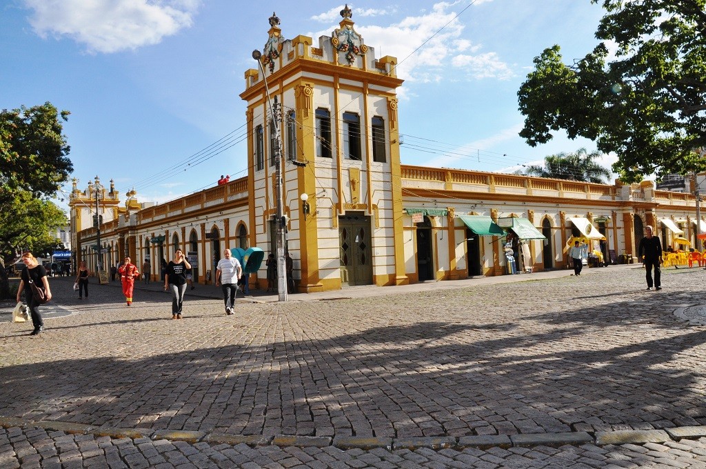 Atividades culturais movimentam o Largo do Mercado de Pelotas nos próximos dias