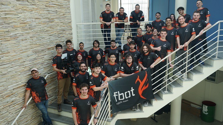 Equipe FBOT, da FURG, conquista dois importantes títulos na Competição Brasileira de Robótica