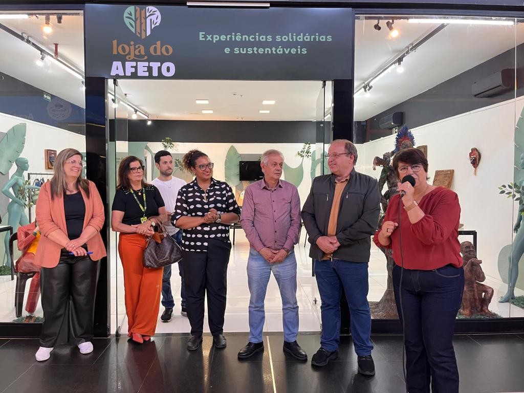 Loja do Afeto é reaberta no Praça Rio Grande Shopping com edição especial do Mutirão da Cidadania