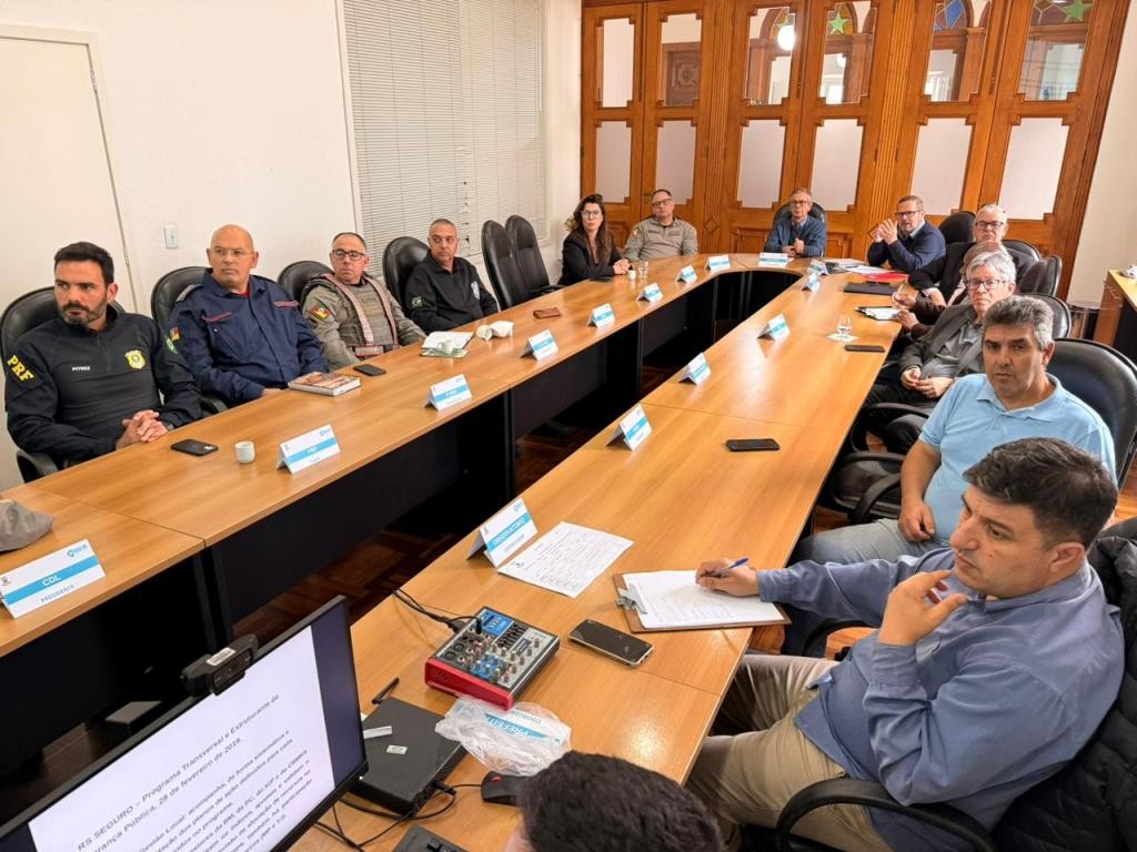 Reunião do Gabinete de Gestão Integrada Municipal discute planejamento estratégico para o município 