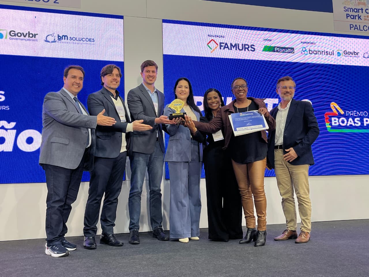 Pelotas conquista dois prêmios de excelência em gestão pública na 7ª edição do Prêmio Boas Práticas da Famurs