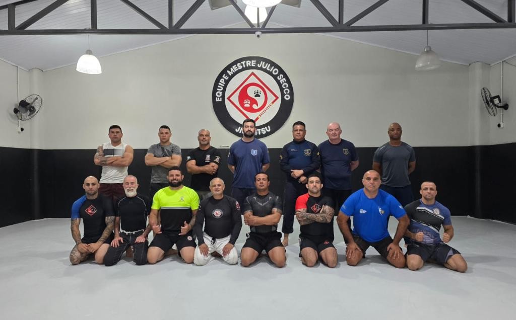 Agentes de segurança do Rio Grande participam de treinamento de defesa pessoal