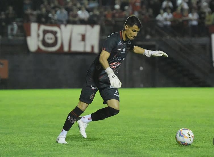 Gabriel Oliveira deixa o Brasil de Pelotas e acerta com o São Luiz