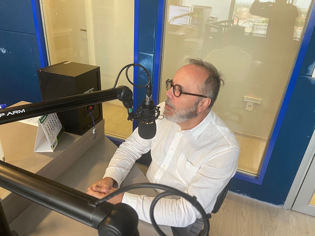 Em entrevista ao Giro da Manhã, Reitor da UCPel ressalta serviço prestado pela instituição na saúde pelotense