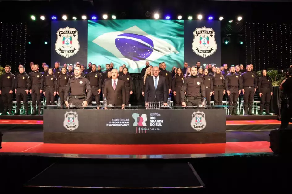 Governo do Rio Grande do Sul oficializa o ingresso de 57 novos agentes na Polícia Penal 