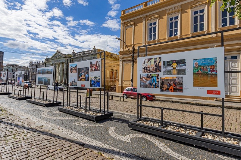 Exposição Memorial das Águas apresenta última mostra, no Largo do Mercado Central de Pelotas