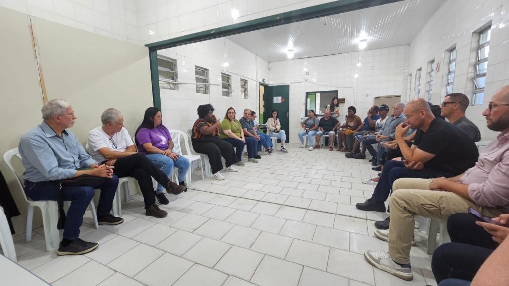 Projeto habitacional da Quintinha é tema de reunião entre Prefeitura, construtora e futuros moradores