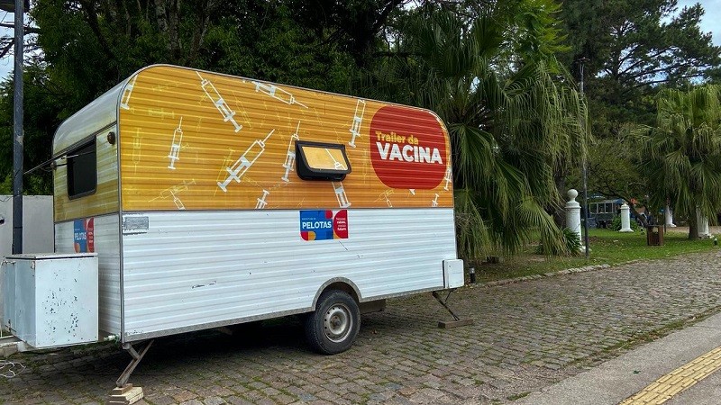 Trailer da Vacina estará aplicando doses nos próximos sábados, no bairro Fragata, em Pelotas