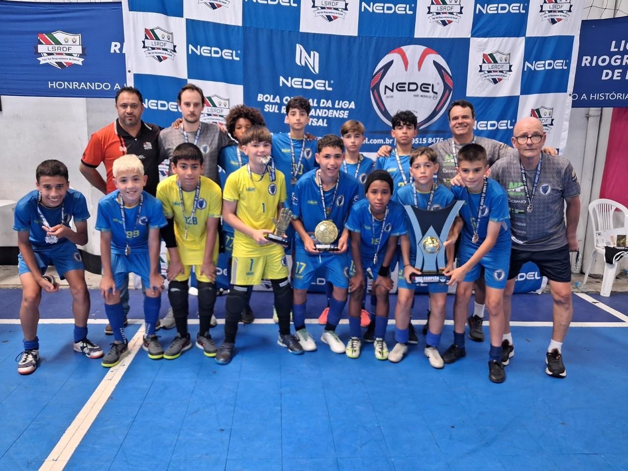 B10 é vice-campeão da Liga Sul-Riograndense de Futsal, sub-12; Rezenha Futsal é o campeão