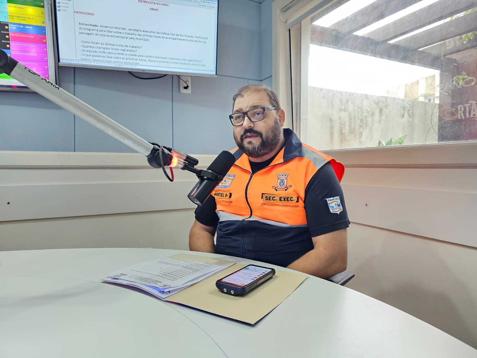 Entrevista do Giro desta quarta-feira (10), recebeu o secretário-executivo da Defesa Civil de Rio Grande, Anderson Montiel