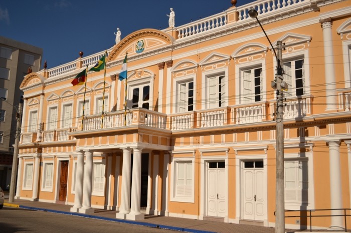  Rio Grande garante investimento de R$ 37 milhões para ampliar estruturas de saúde e educação