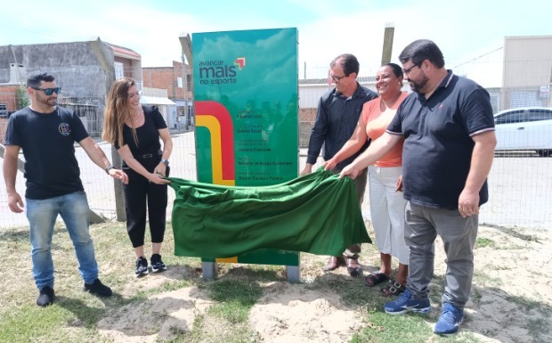 São José do Norte entrega cobertura da quadra poliesportiva do Bairro João Landell