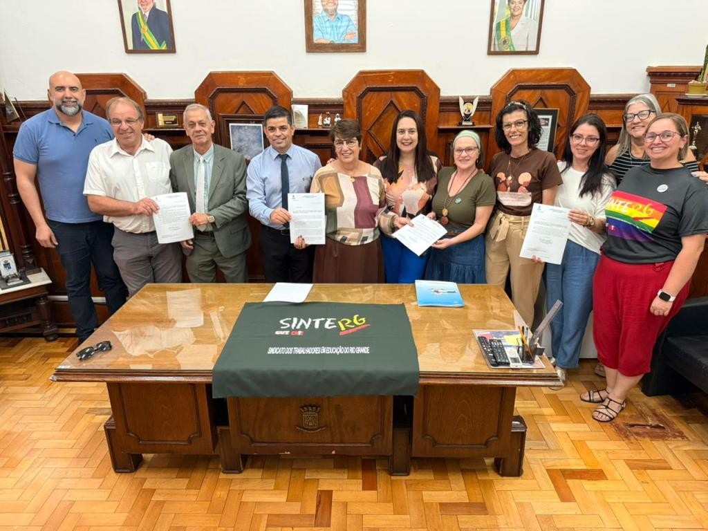 Prefeitura encaminha à Câmara pacote de projetos voltados à valorização dos servidores municipais