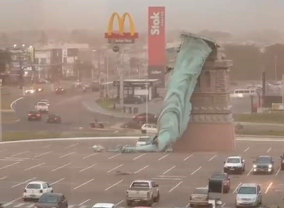 Estátua de megaloja desaba em Guaíba devido à força dos ventos causados por temporal
