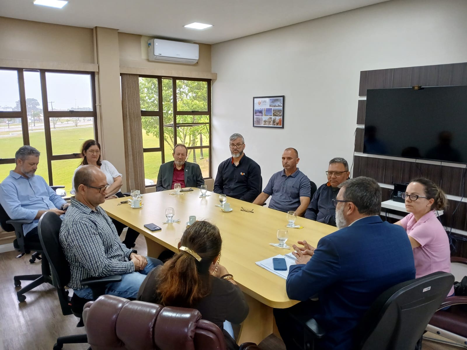 FURG firma cooperação para criar aplicativo cooperativo de transporte urbano