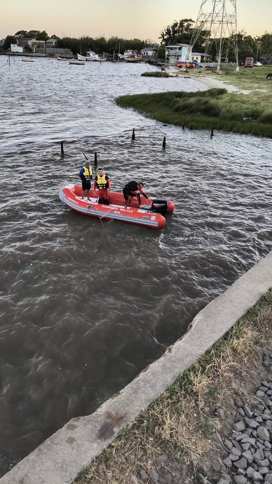 Corpo de adolescente de 15 anos é encontrado após afogamento na ponte dos Franceses