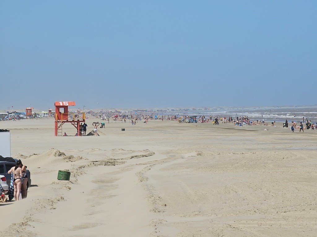 Praia do Cassino conta com dois pontos impróprios para banho 