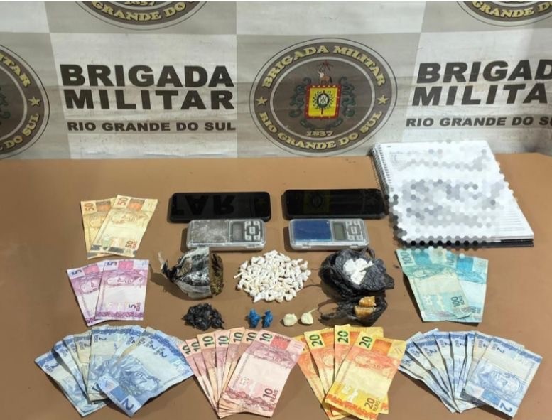 Dois homens são presos por tráfico de drogas durante ação da Brigada Militar em Pelotas