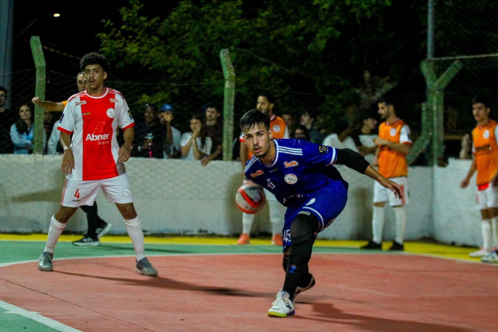 Liga Cassineira de Futsal  Oceano FM tem noite de vitórias e destaques individuais neste domingo (4)