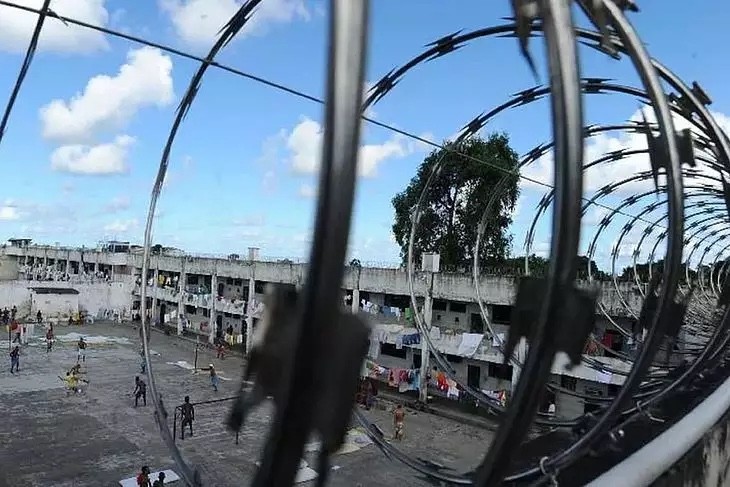 Saidinha de fim de ano: cerca de 46 mil detentos deixaram presídios em 2025 e quase 2 mil não retornaram