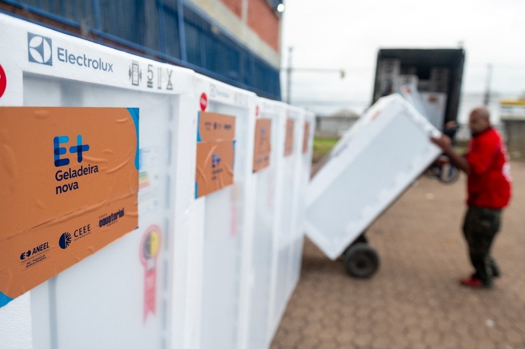 CEEE Equatorial promove mutirão de serviços e sorteio de geladeiras em Pedro Osório