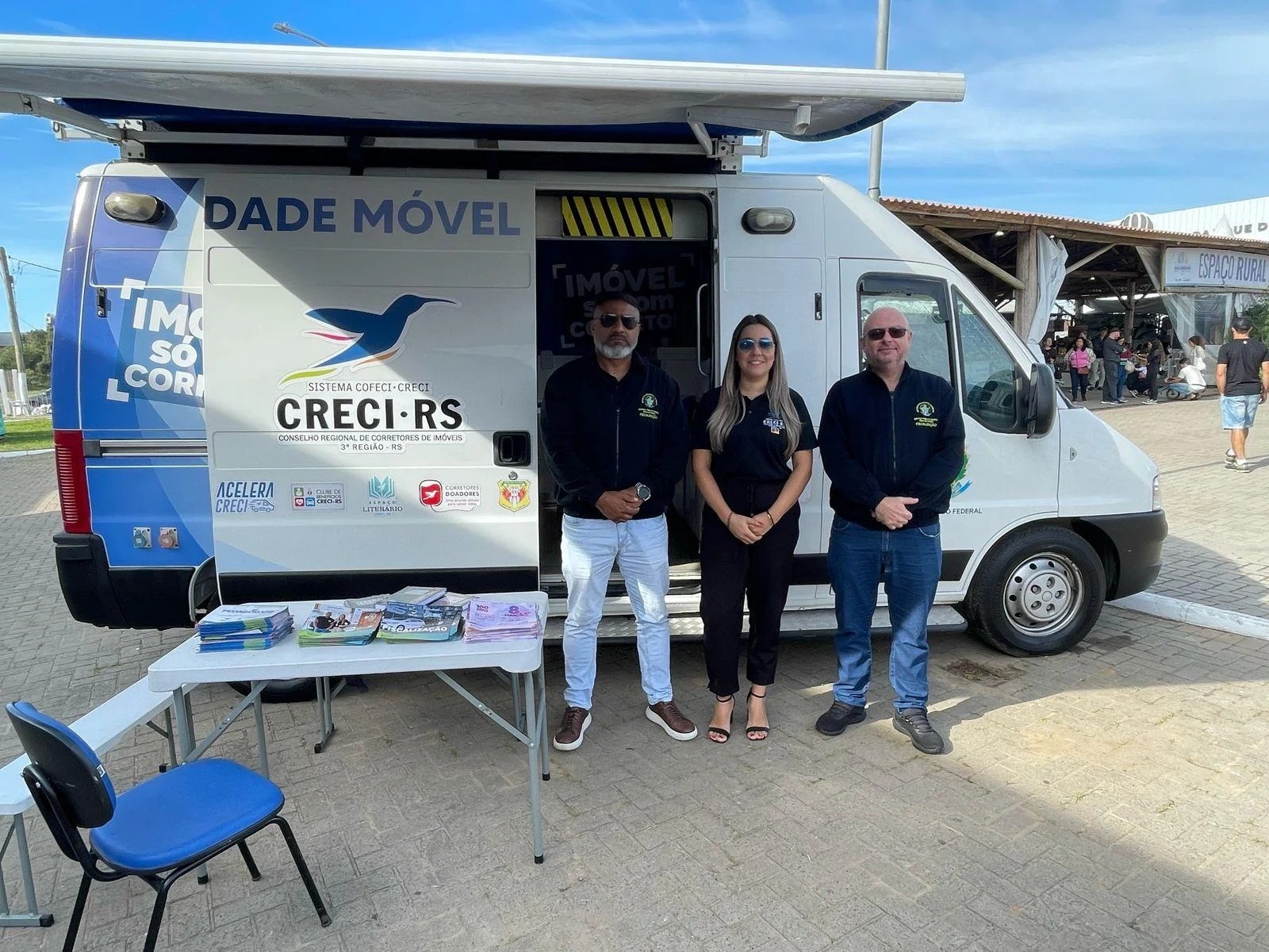CRECI-RS leva unidade móvel ao balneário Cassino para fiscalização e orientação imobiliária