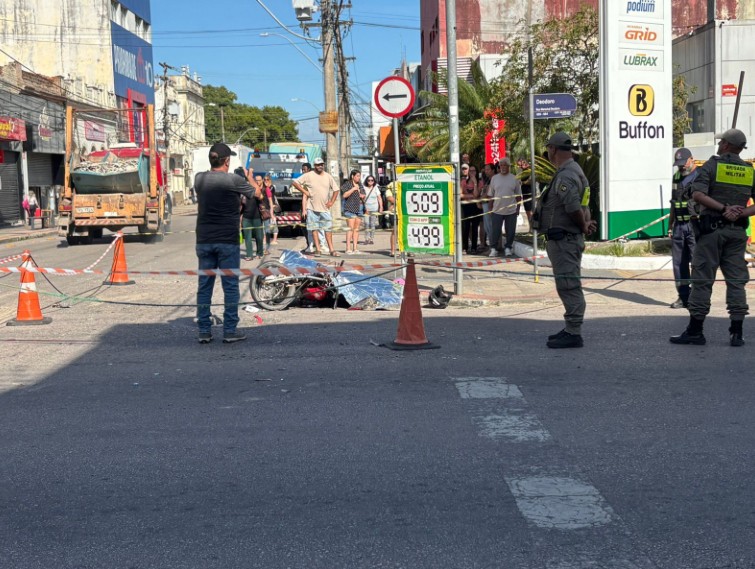 Motociclista morre em colisão no centro de Pelotas