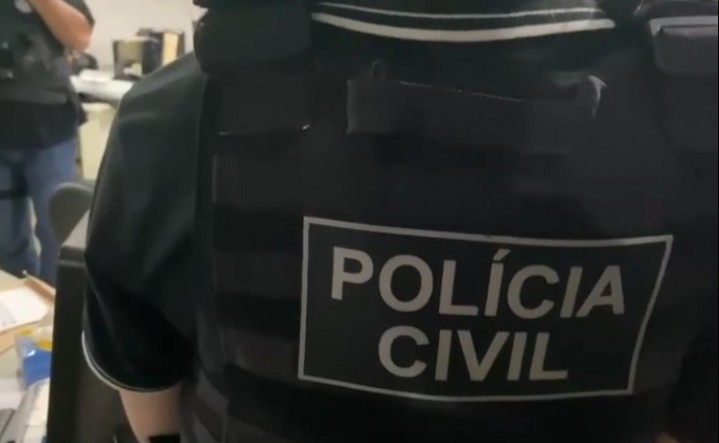 Homem é preso por pedofilia na internet em Pelotas