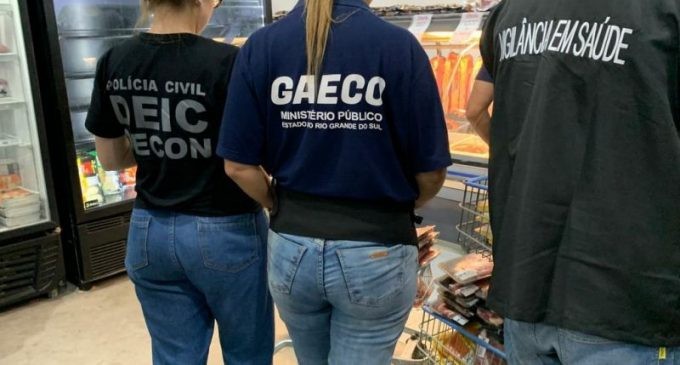 Força-tarefa apreende 200 kg de alimentos impróprios para o consumo no Laranjal, em Pelotas