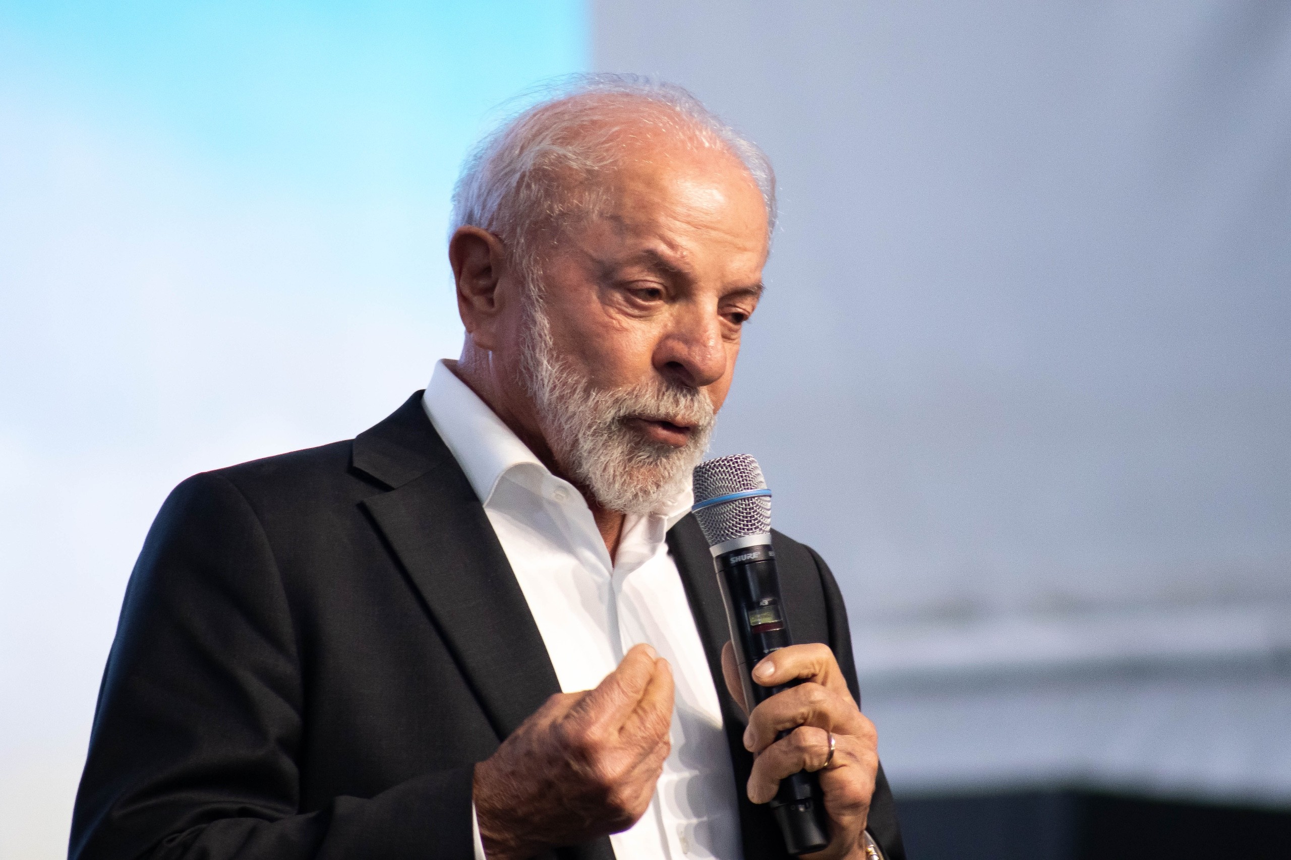 Lula realiza exames em Brasília antes de cirurgia de catarata marcada para sexta-feira