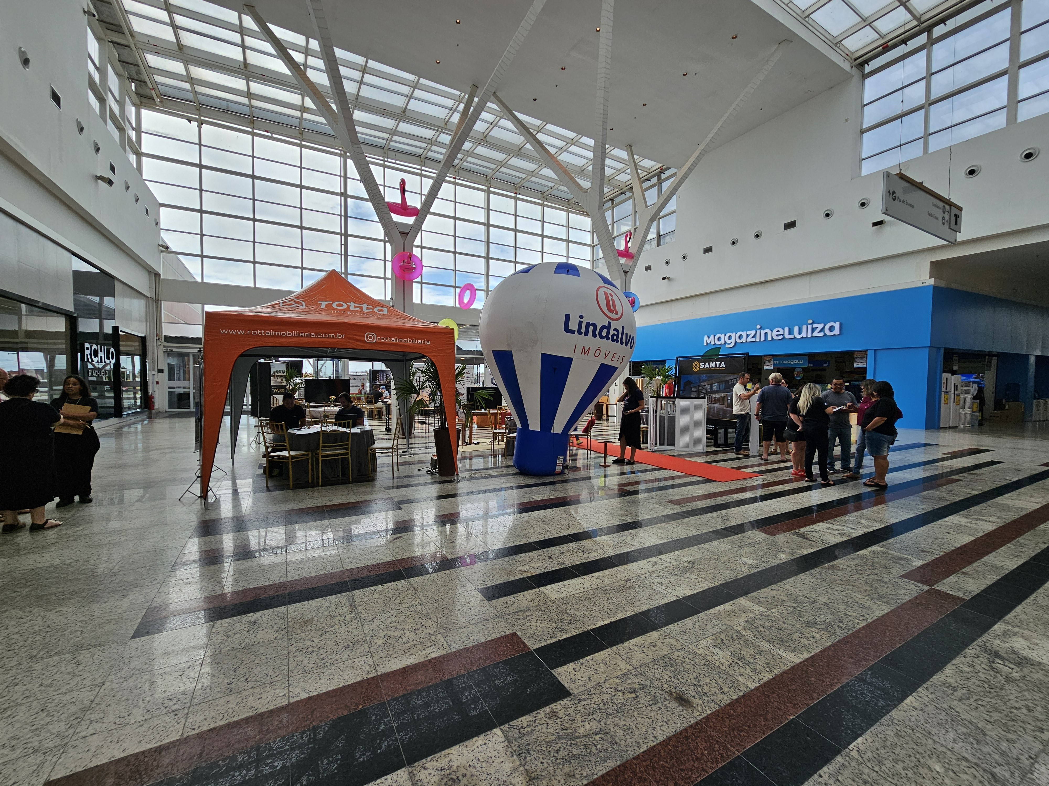 Salão Imobiliário segue neste domingo apresentando empreendimentos e promovendo novos negócios