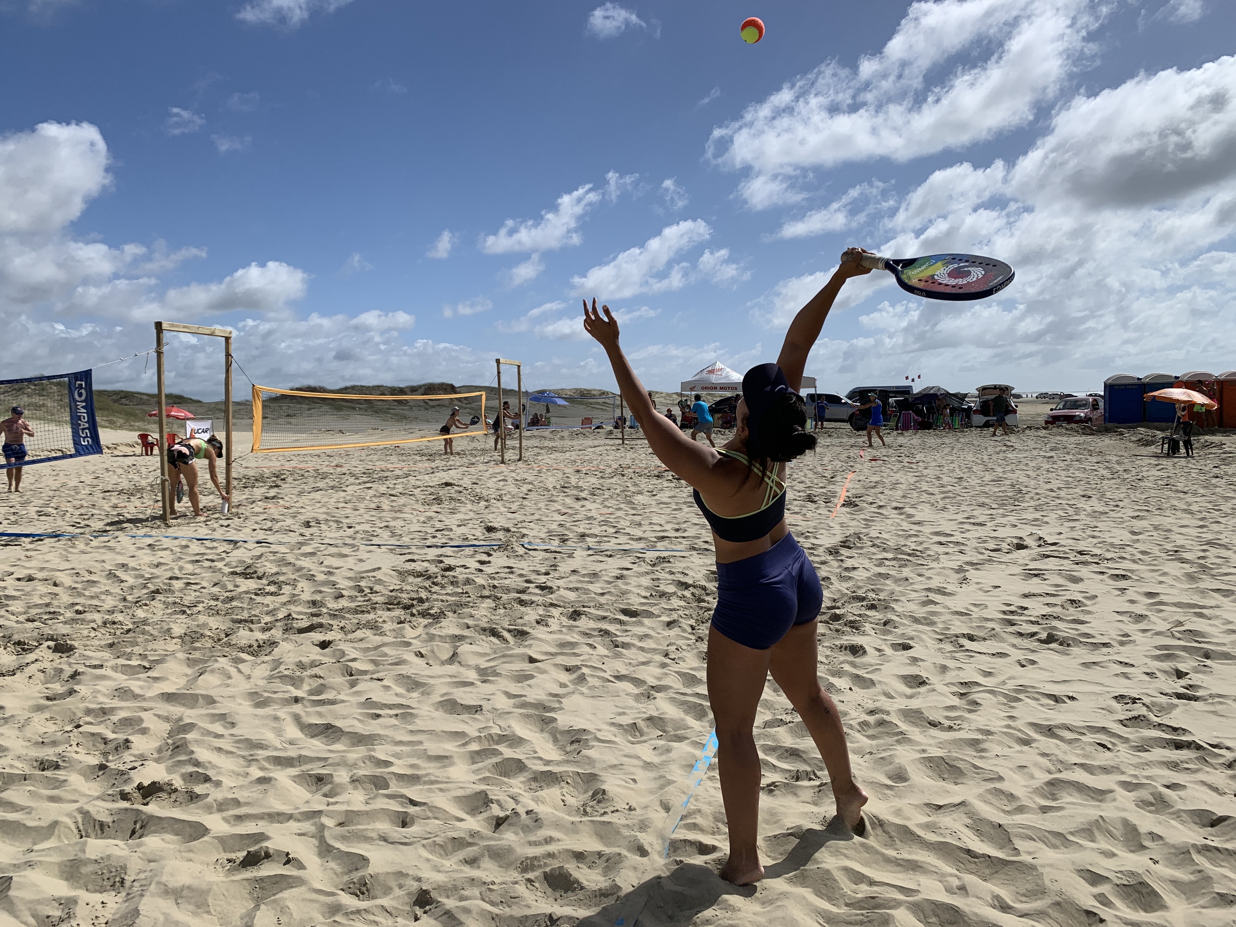 Arena Oceano leva Beach Tennis, Yoga e atrações diversificadas para a Praia do Cassino