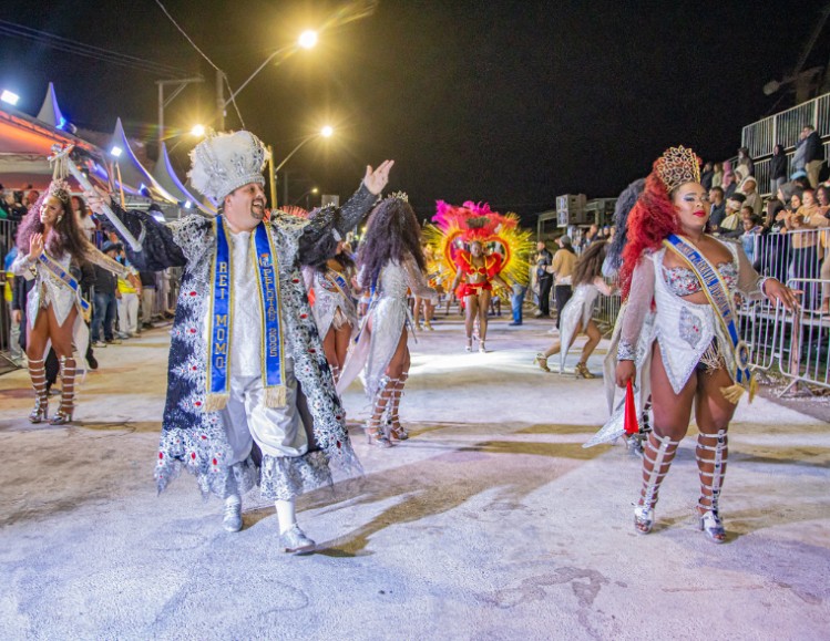 Camarotes e mesas para o Carnaval de Pelotas esgotam-se no primeiro dia de vendas
