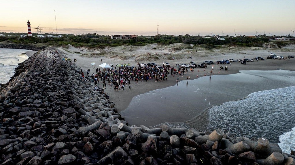 Caminhada da Lua Cheia reuniu bom público, em Santa Vitória do Palmar