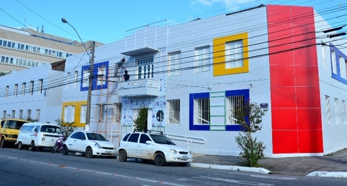 Destelhamentos em escolas podem atrasar volta as aulas em Pelotas