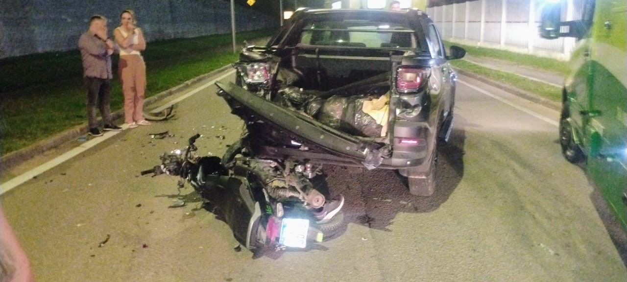 Motociclista morre em acidente na BR-116, em Pelotas