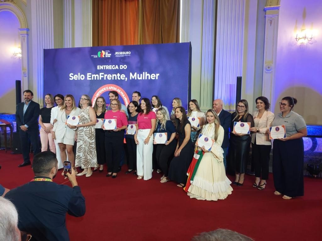 Rede de Mulheres Empreendedoras representa Rio Grande em evento estadual sobre igualdade de gênero
