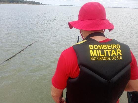 Corpo de pescador desaparecido é localizado pelos bombeiros, em Rio Grande