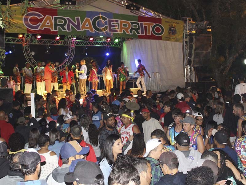 Carnaval é destaque na região neste final de semana, com festas em Capão do Leão e Cerrito