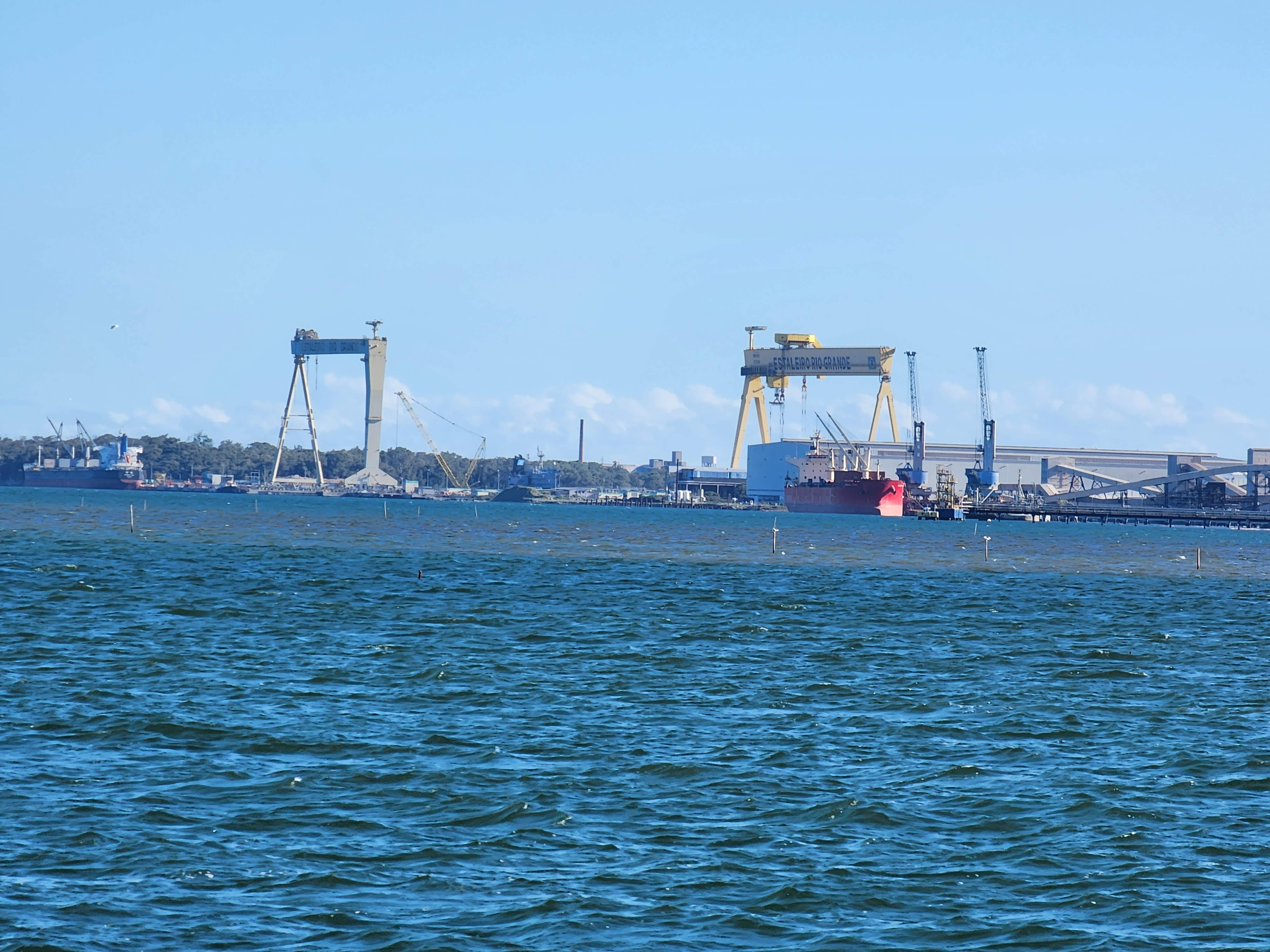 Disputa internacional por navios MR1 tem liderança do Estaleiro Rio Grande