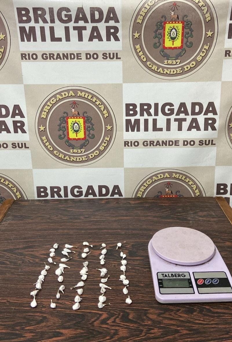 Homem é preso por tráfico de drogas pela Brigada Militar em São José do Norte