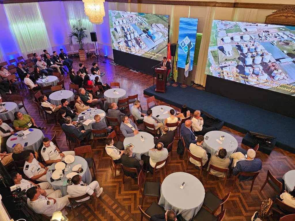 4º Fórum de Economia Azul começou nesta segunda-feira (30) reunindo especialistas para discutir potencial da região