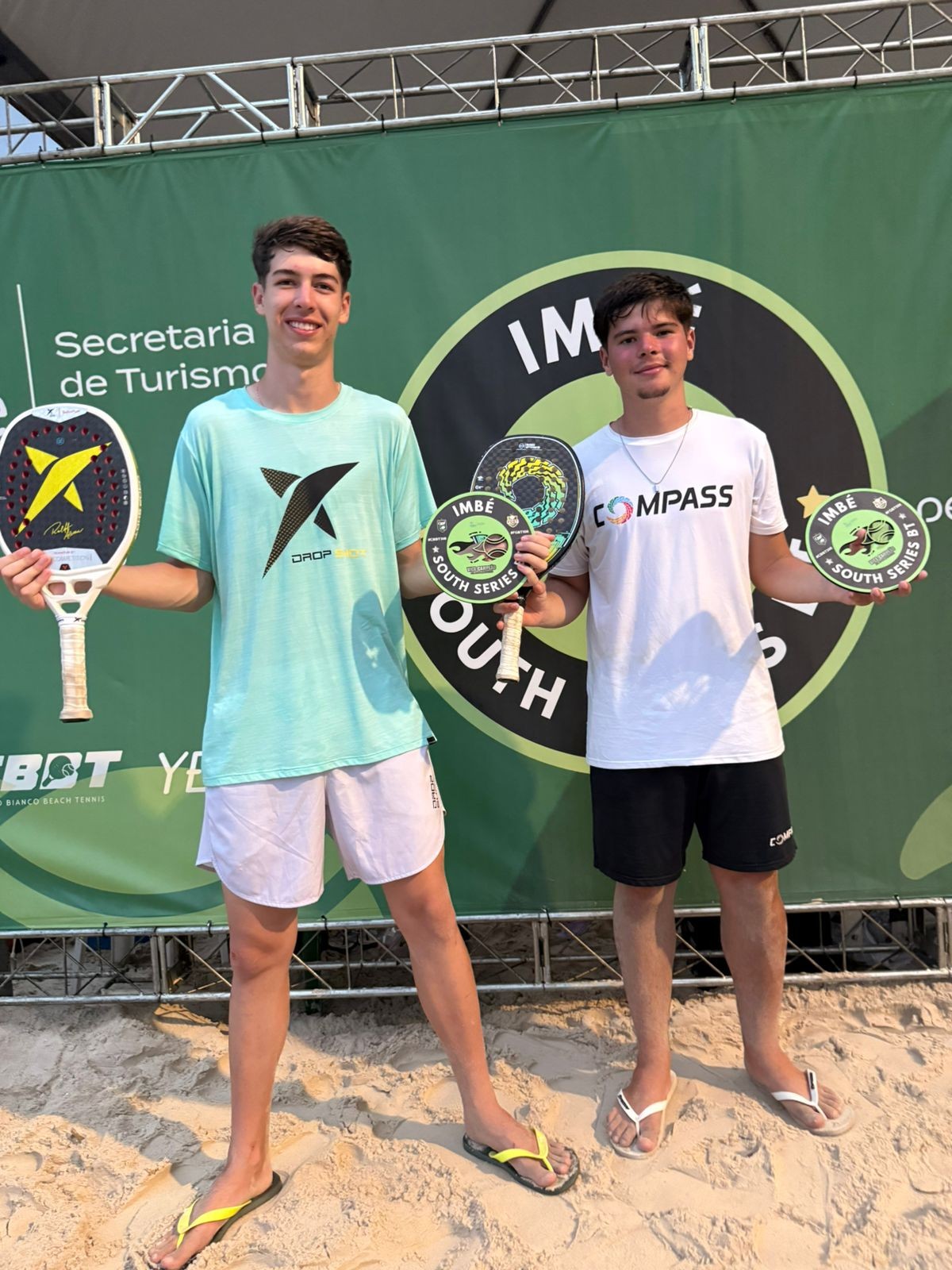 Dupla de Rio Grande lidera ranking gaúcho de beach tennis e dispara na temporada 2026